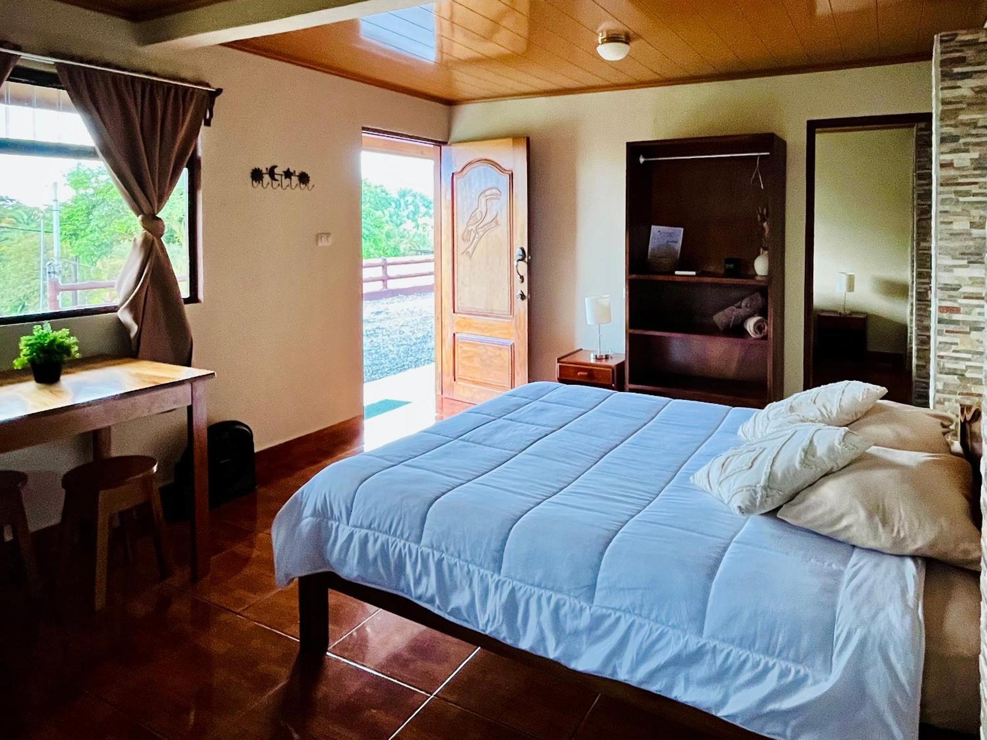 Los Tucanes Lodging El Castillo 外观 照片